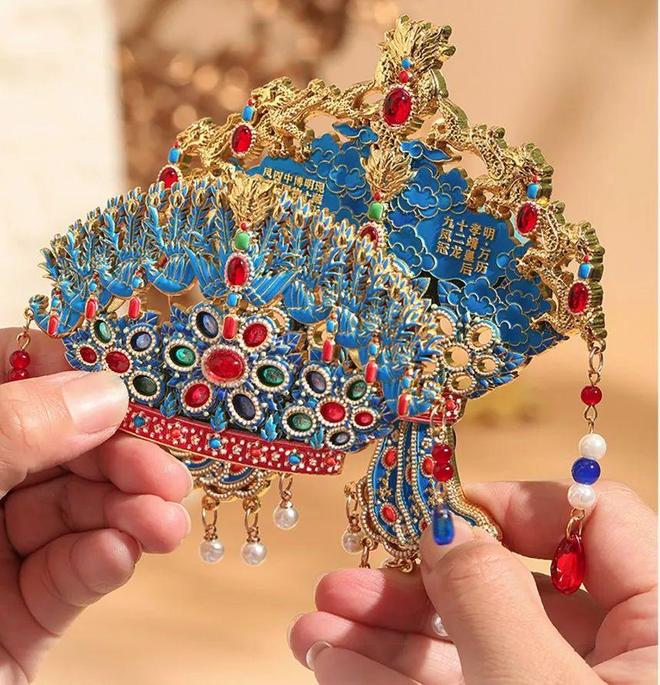 冠冰箱贴你抢到了吗？ky开元棋牌爆火的凤(图11)